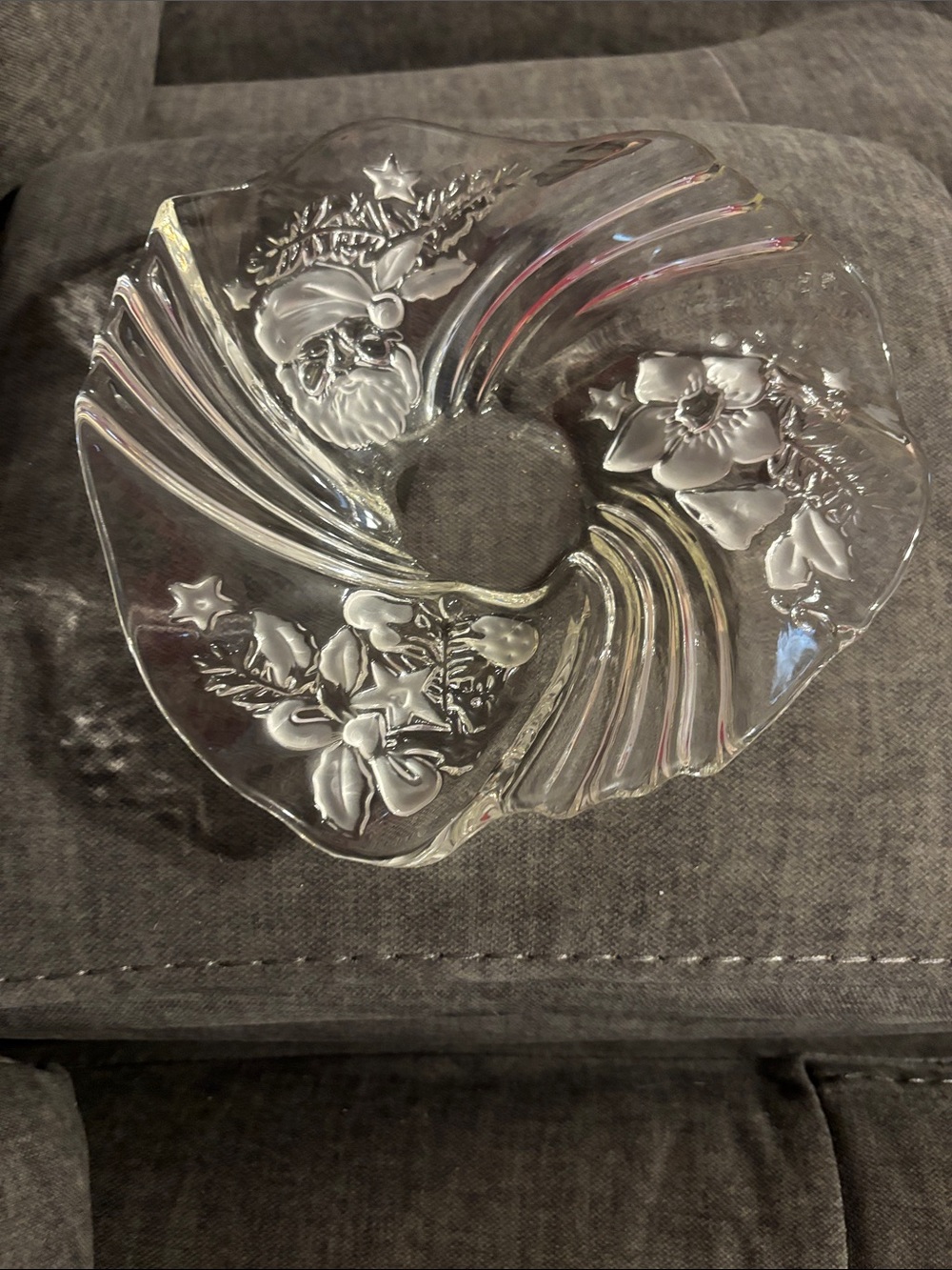 Vintage Mikasa Christmas Medley 9” Crystal Bon Bon Plate